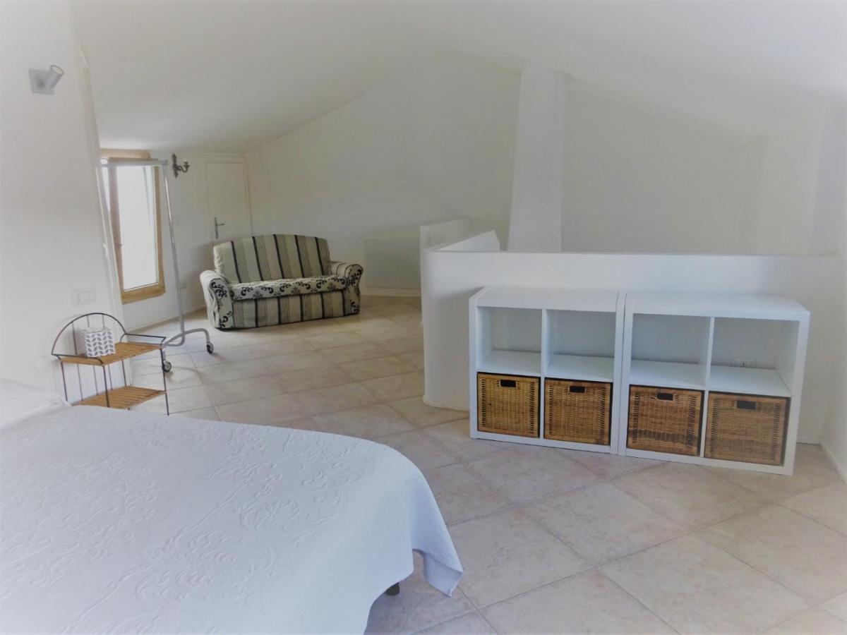 Apartmán White - San Pantaleo Exteriér fotografie