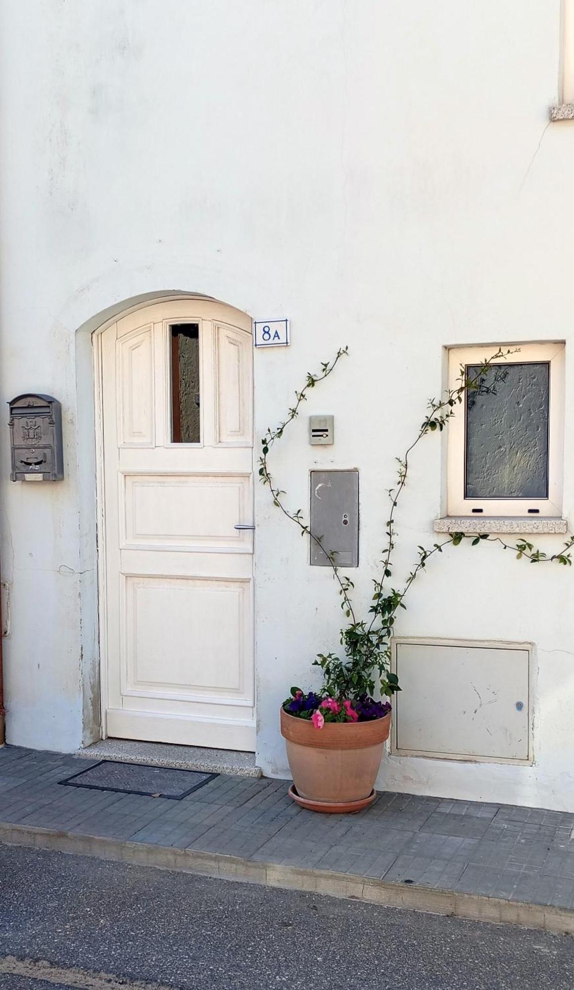 Apartmán White - San Pantaleo Exteriér fotografie